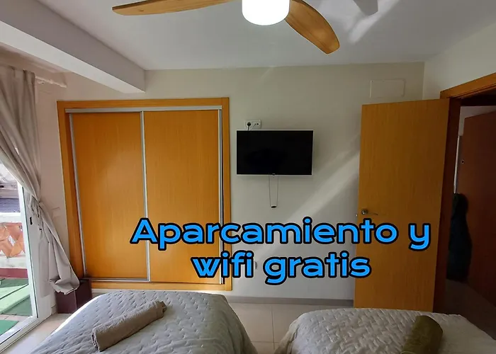 ático Y Garaje,