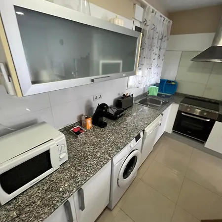 Atico Y Garaje, Apartment