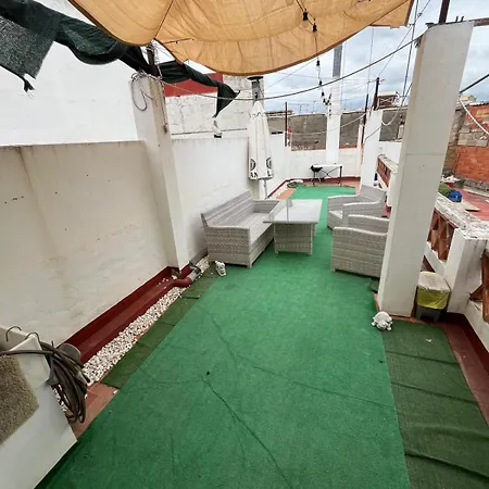 ático Y Garaje, Apartamento *