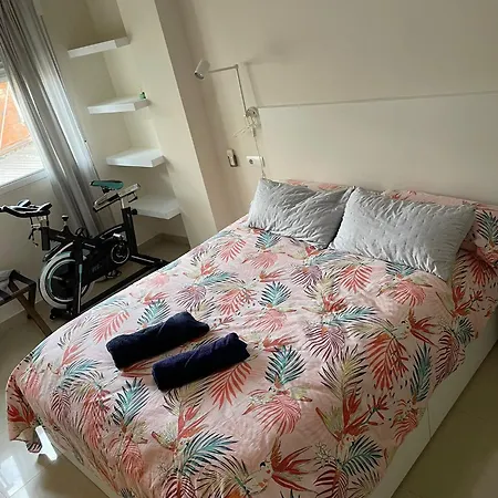 Atico Y Garaje, Appartement *